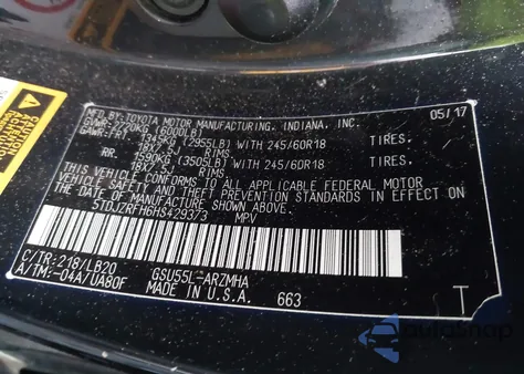 2017 Toyota Highlander Xle z USA, uszkodzony, nr VIN 5TDJZRFH6HS429373